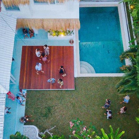 Guru Canggu Εξωτερικό φωτογραφία